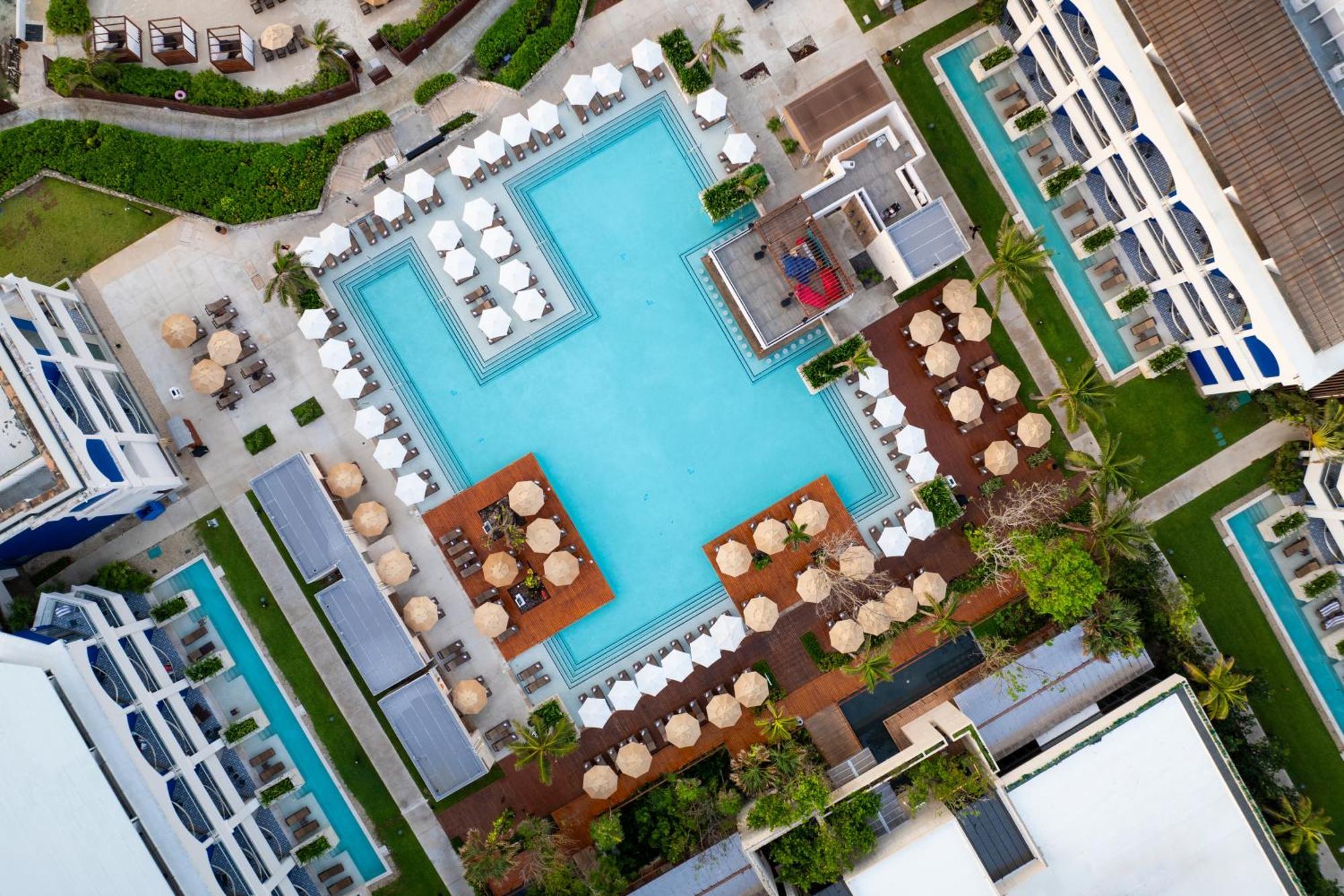 Hard Rock Hotel Riviera Maya (Adults Only) Пуерто Авентурас Екстериор снимка